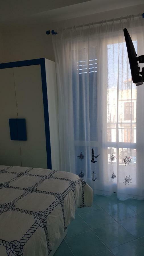 סן ויטו לו קאפו Azul Apartment Con Vasca Idromassaggio מראה חיצוני תמונה